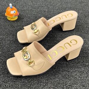 Gucci Beige Leather Block Heel Mules with Gold Double G Hardware